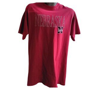 Red NEBRASKA HUSKERS LARGE Vintage 1990's Men's Tee Large T-shirt single stitch